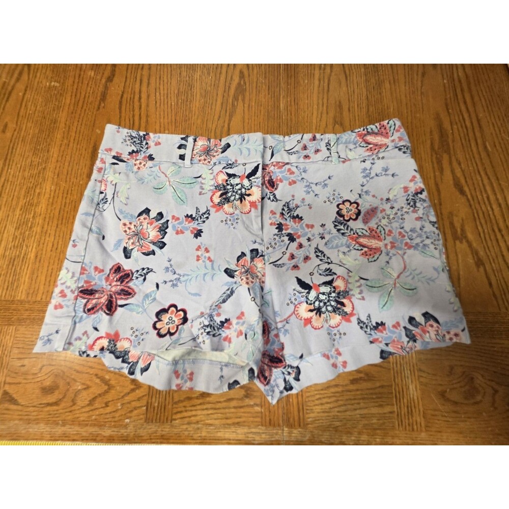 New York & Company Lilac Blue Floral Shorts Women's Size 20